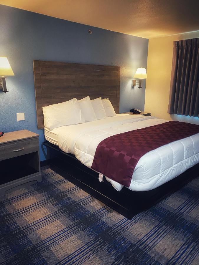 Lone Star Inn Декейтър Екстериор снимка