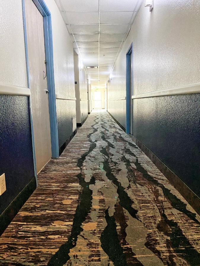 Lone Star Inn Декейтър Екстериор снимка